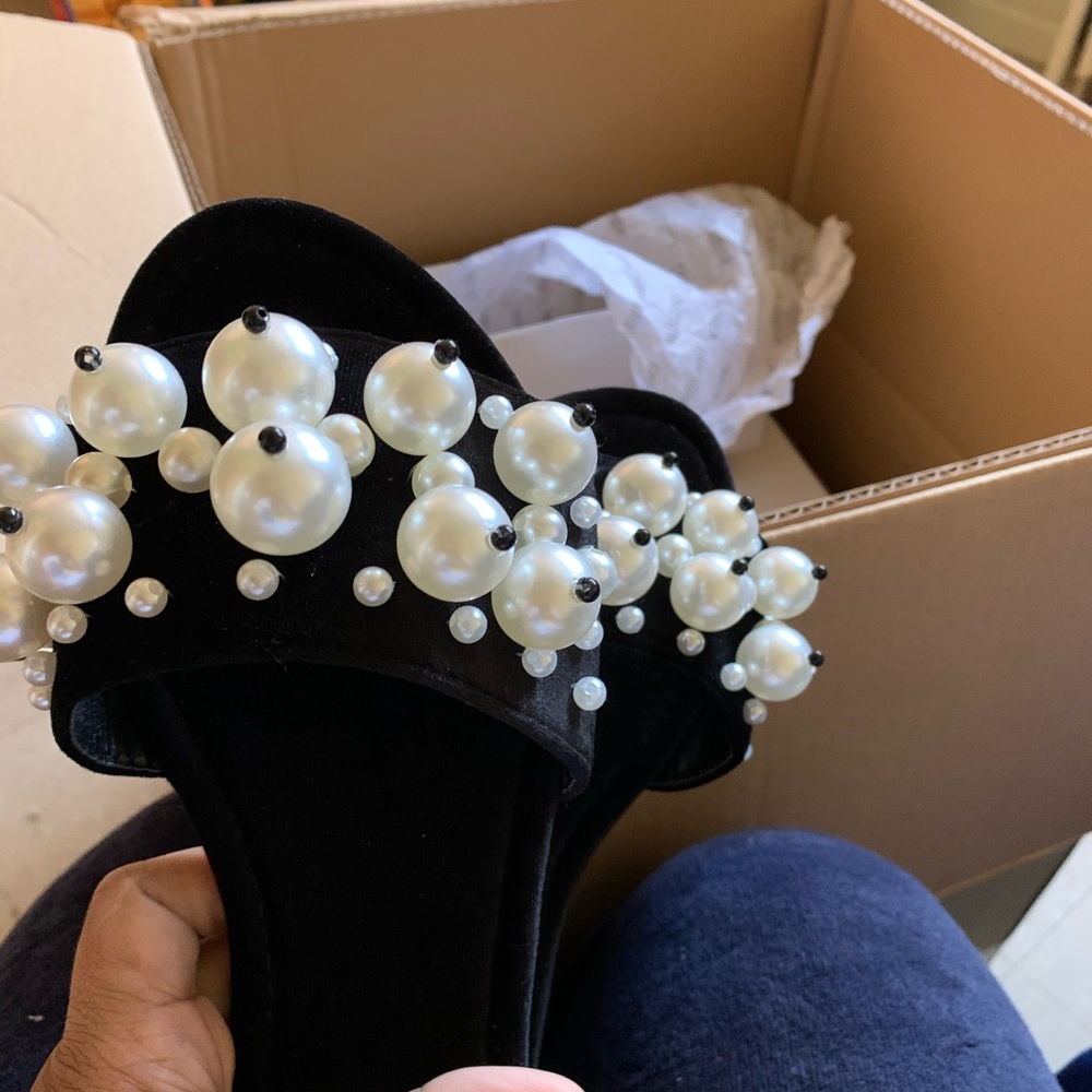 Women sandals